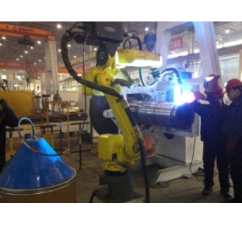 伸縮內(nèi)外筒機器人工作站